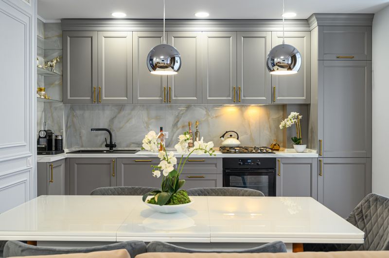 Cabinet Glazing Service in Dayton, OH